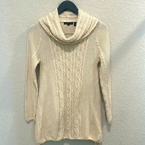 Jeanne Pierre size small